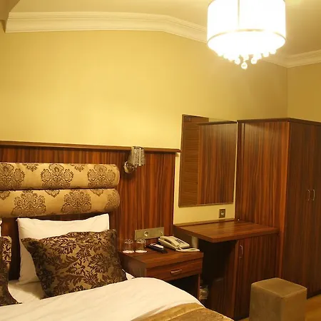 Besiktas Hotel 2*